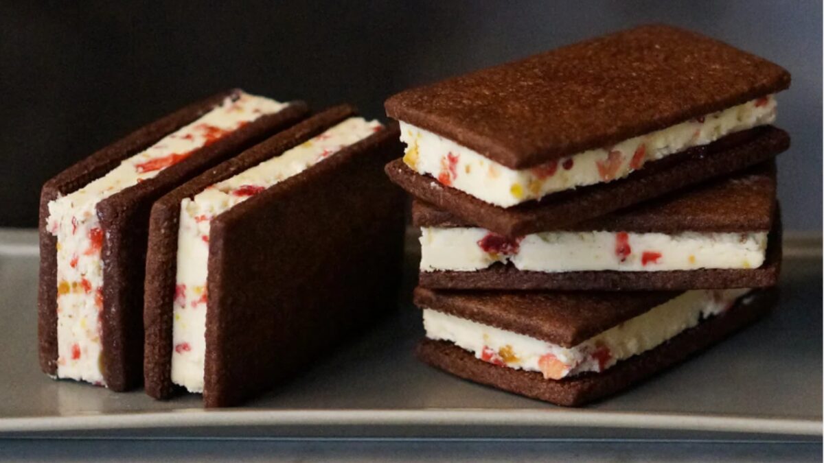 苺ショコラバターサンド（hannoc）